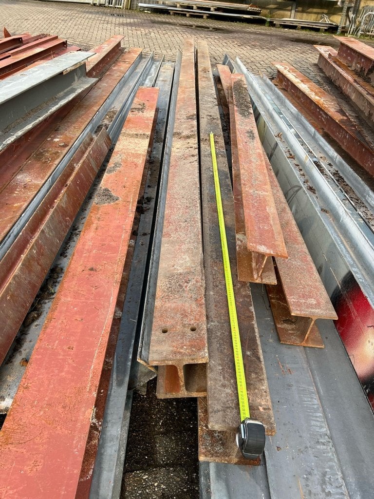 Gebruikte HEM160 (7,1m) en IPE450(9,4m) stalen balken., Doe-het-zelf en Verbouw, Metalen, Ophalen, Gebruikt, IJzer