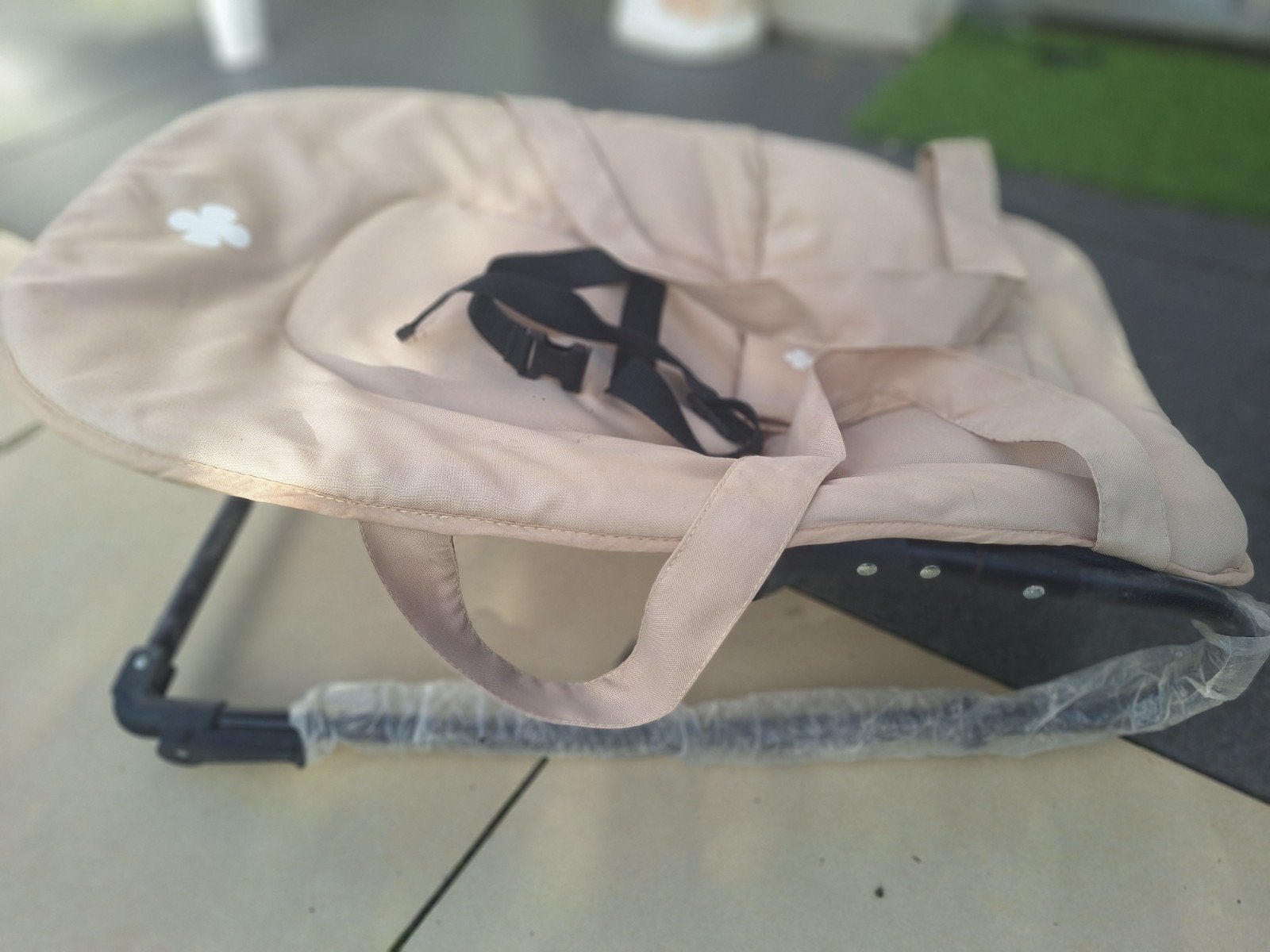Comfortabele beige wipstoel met gordel, Wipstoel, Ophalen, Overige merken, Met gordel(s) of riempje(s)