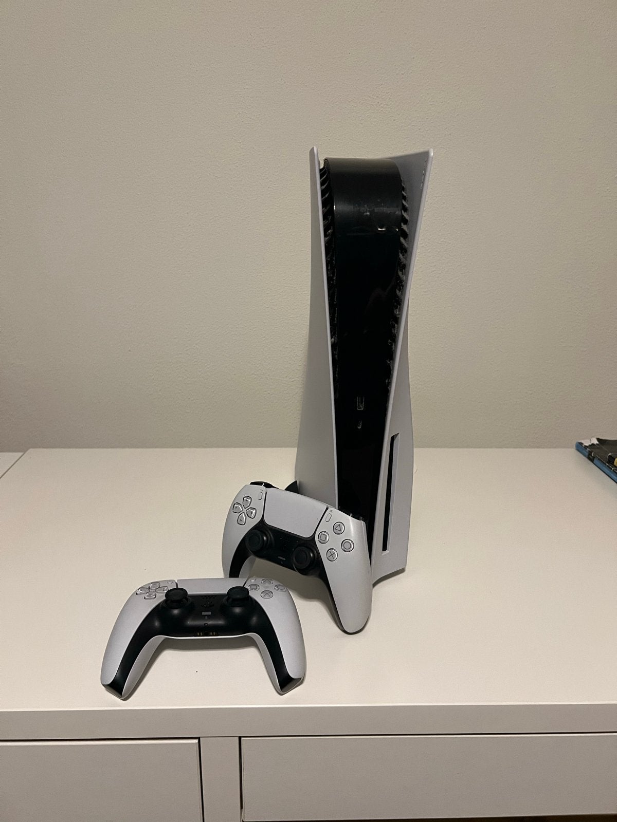 Playstation 5 Disc Edition met 2 controllers, Ophalen, Zo goed als nieuw, Playstation 5