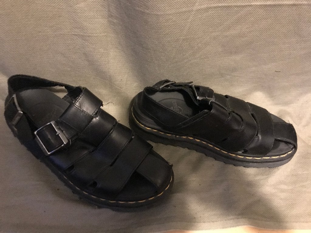 Dr. Martens Abel sandaal  41, Kleding | Heren, Schoenen, Zwart, Zo goed als nieuw, Dr. Martens, Ophalen