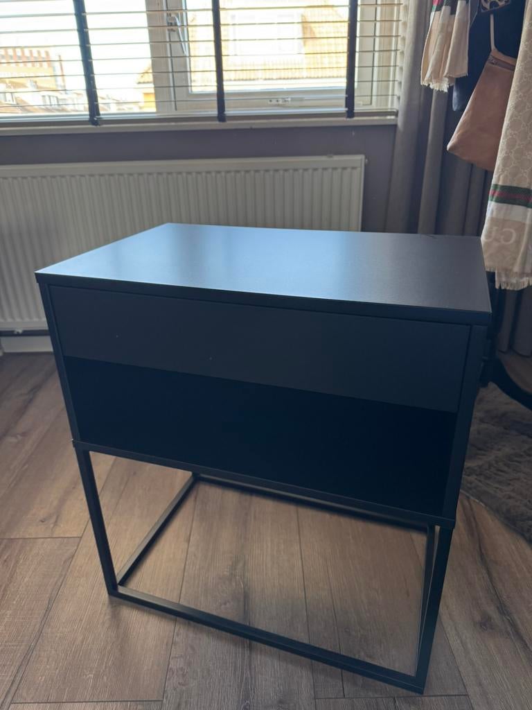 Nachtkastjes zwart Ikea, Huis en Inrichting, Ophalen, Zo goed als nieuw, Minder dan 45 cm, Minder dan 55 cm