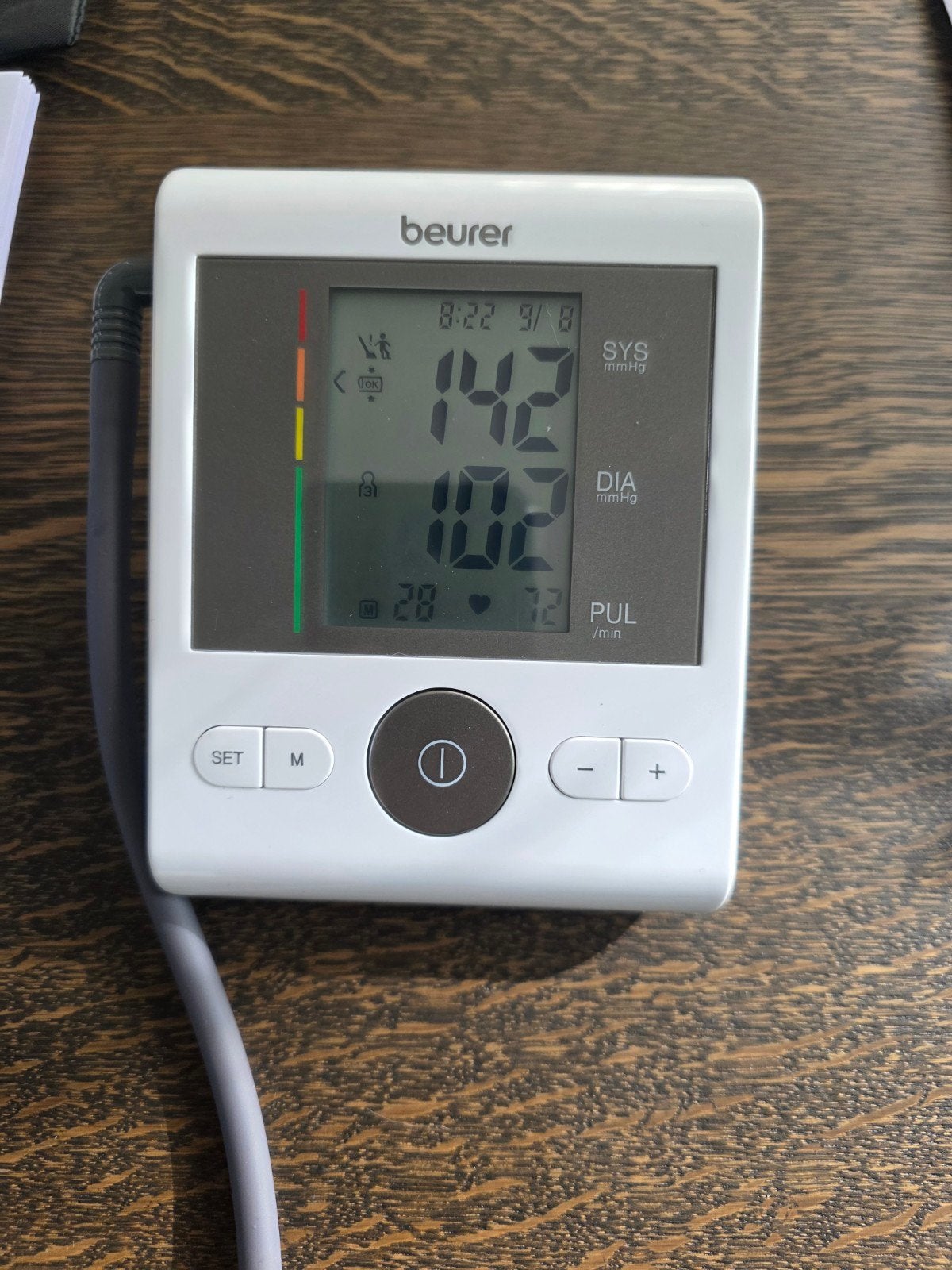 Beurer BM 28 Bovenarm Bloeddrukmeter - Zo goed als nieuw, Ophalen of Verzenden, Zo goed als nieuw, Overige typen