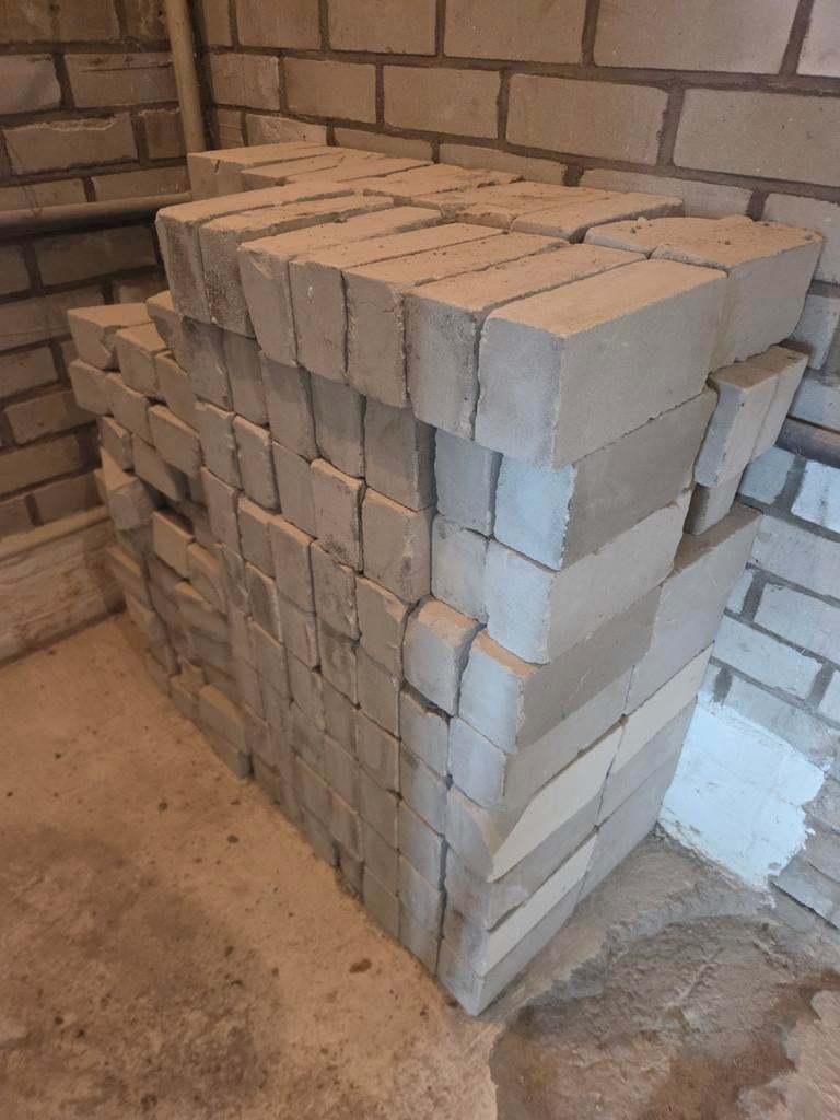 Partij gebruikte schoongebikte kalkzand metselstenen, Doe-het-zelf en Verbouw, Metselstenen, Ophalen, Gebruikt, Kalkzandstenen