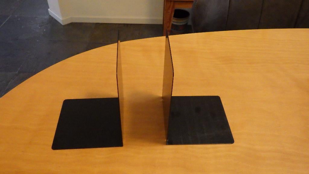 retro zwarte metalen boekensteunen, Ophalen of Verzenden, Overige typen