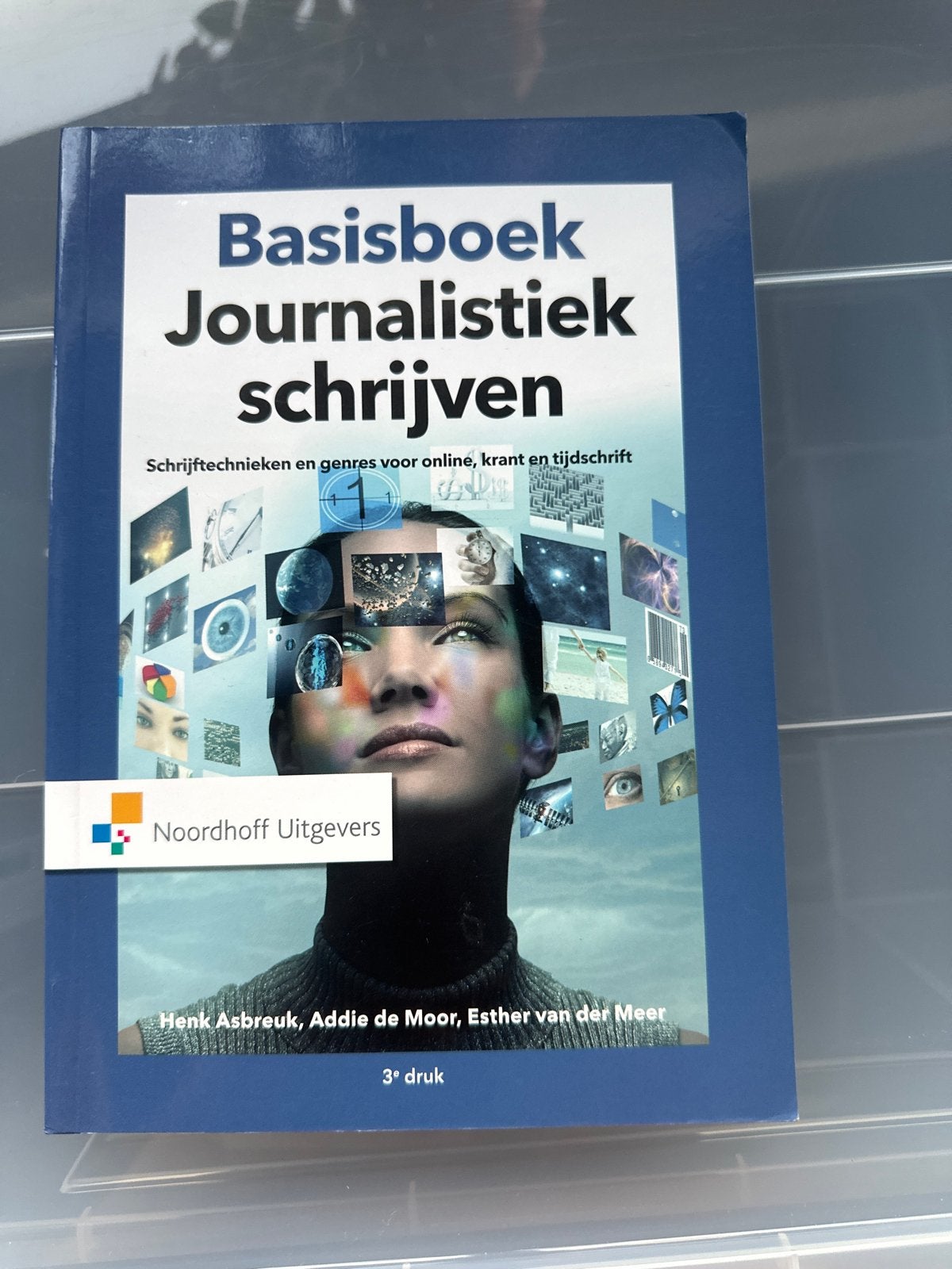 Basisboek Journalistiek schrijven - 3e druk, Boeken, Ophalen of Verzenden, Gamma, Zo goed als nieuw, HBO