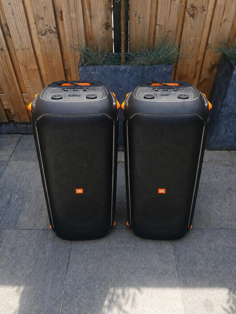 Te huur:JBL boxen,horecakoelkast,tatafel met led verlicht,, Ophalen of Verzenden, Nieuw, Overige typen, Overige merken