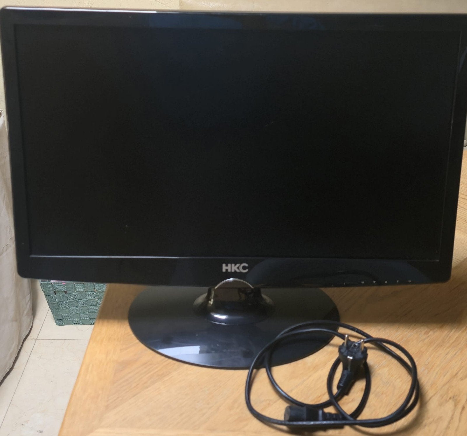 HKC LCD Monitor - Model 2249A, Computers en Software, Monitoren, Ophalen, Gebruikt, Full HD, HKC