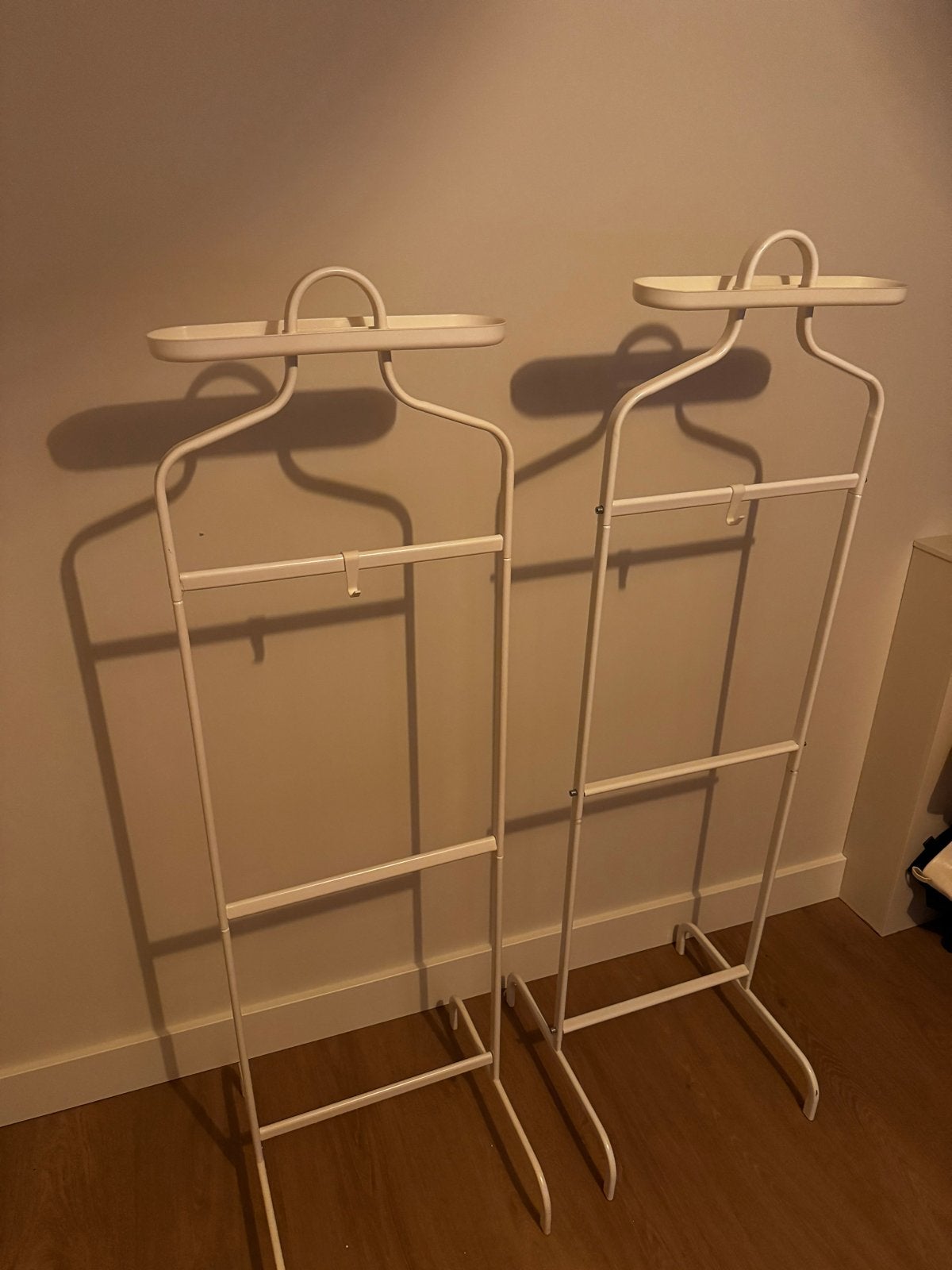 2x Witte dressboy van IKEA, Ophalen, Zo goed als nieuw, Metaal, Staande kapstok