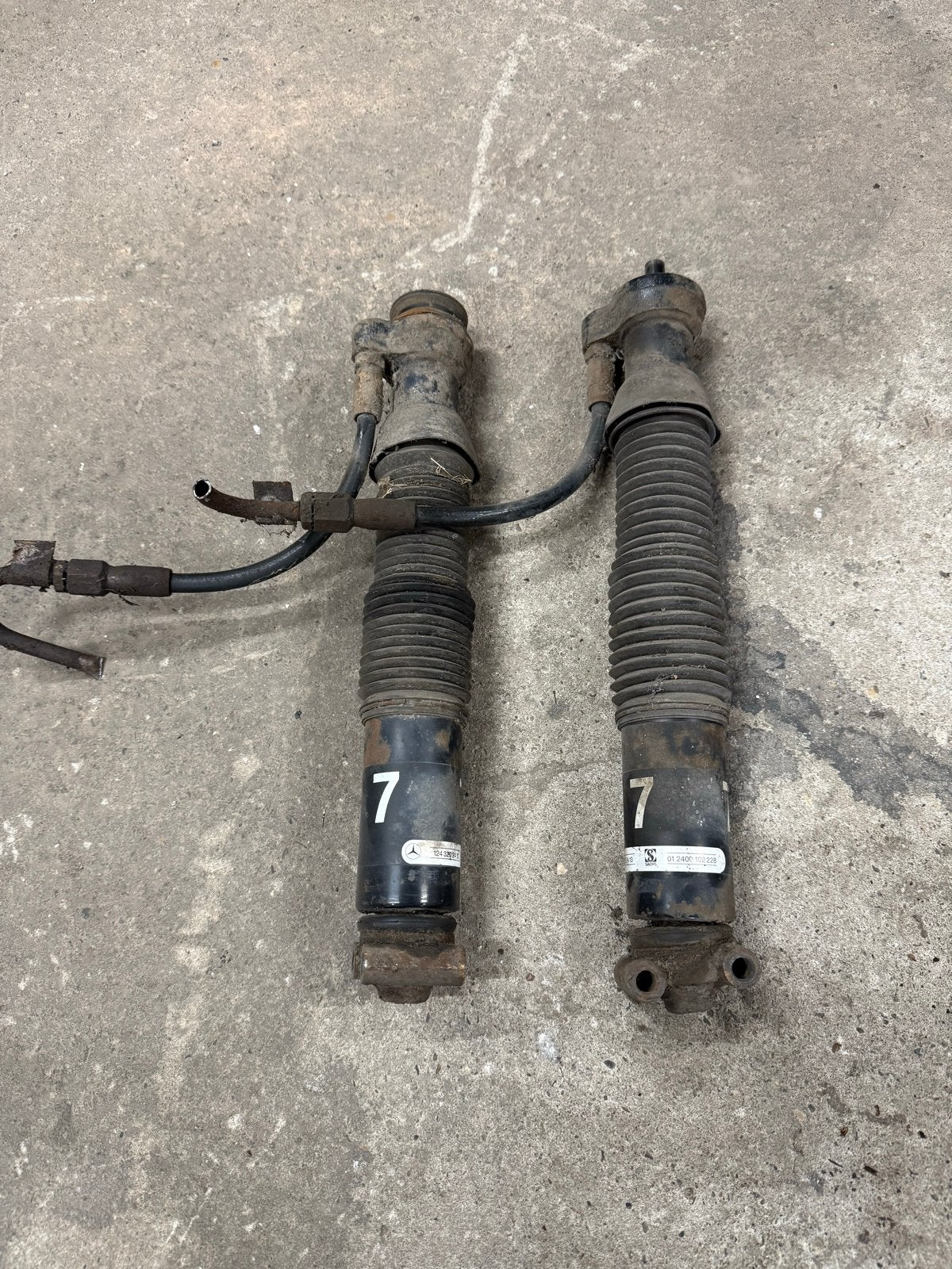 W124 Hydraulische schokbrekers, Ophalen, Gebruikt, Mercedes-Benz