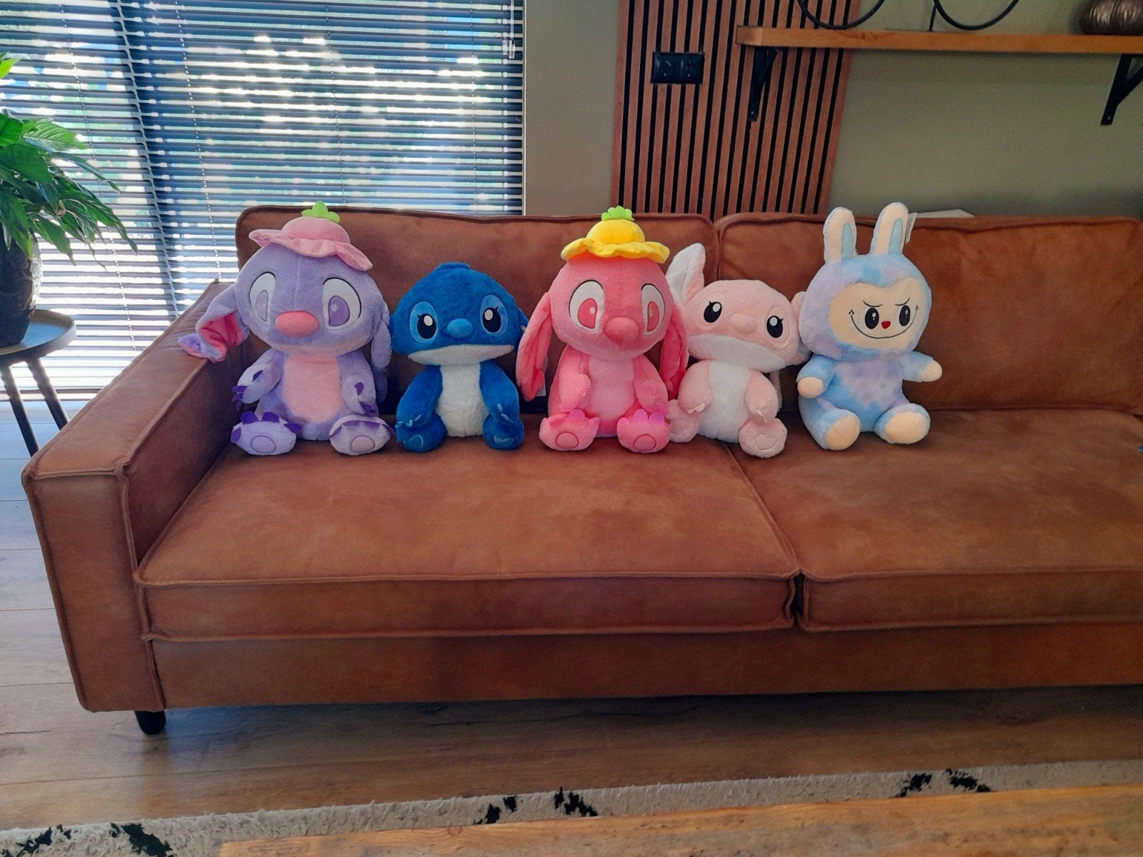 Grote knuffels: Stitch, Angel 10 euro per stukl, Labubu en m, Disney, Disney, Overige typen, Blauw