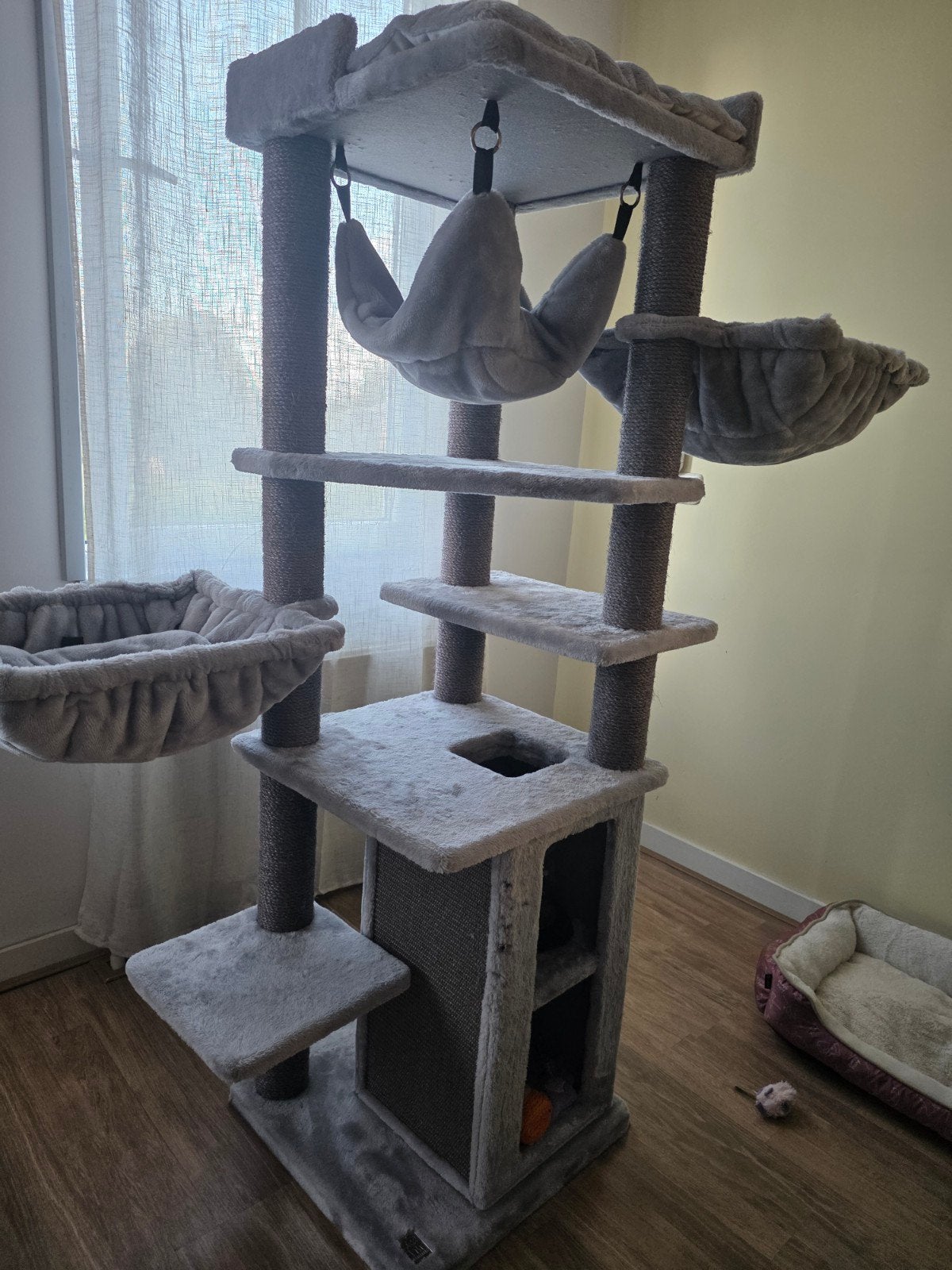 Grijze katten krabtoren / krabpaal te koop, Dieren en Toebehoren, Katten-accessoires, Ophalen, Gebruikt