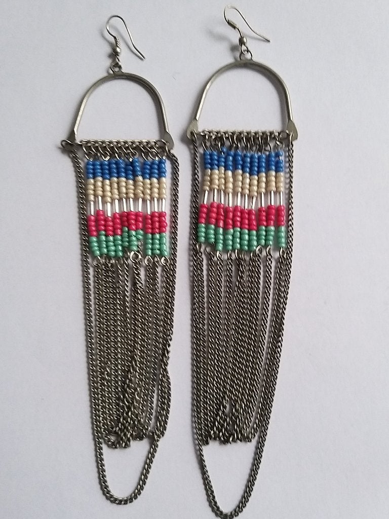 Super lange kettinkjes glaskraaltjes hang oorbellen, Overige materialen, Hangers, Ophalen of Verzenden, Zo goed als nieuw