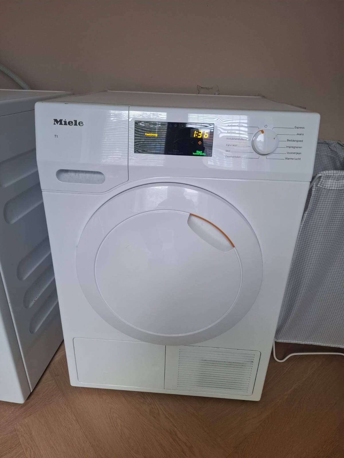 Miele T1 Warmtepompdroger - Zo goed als nieuw, Ophalen, 8 tot 10 kg, Zo goed als nieuw, Voorlader