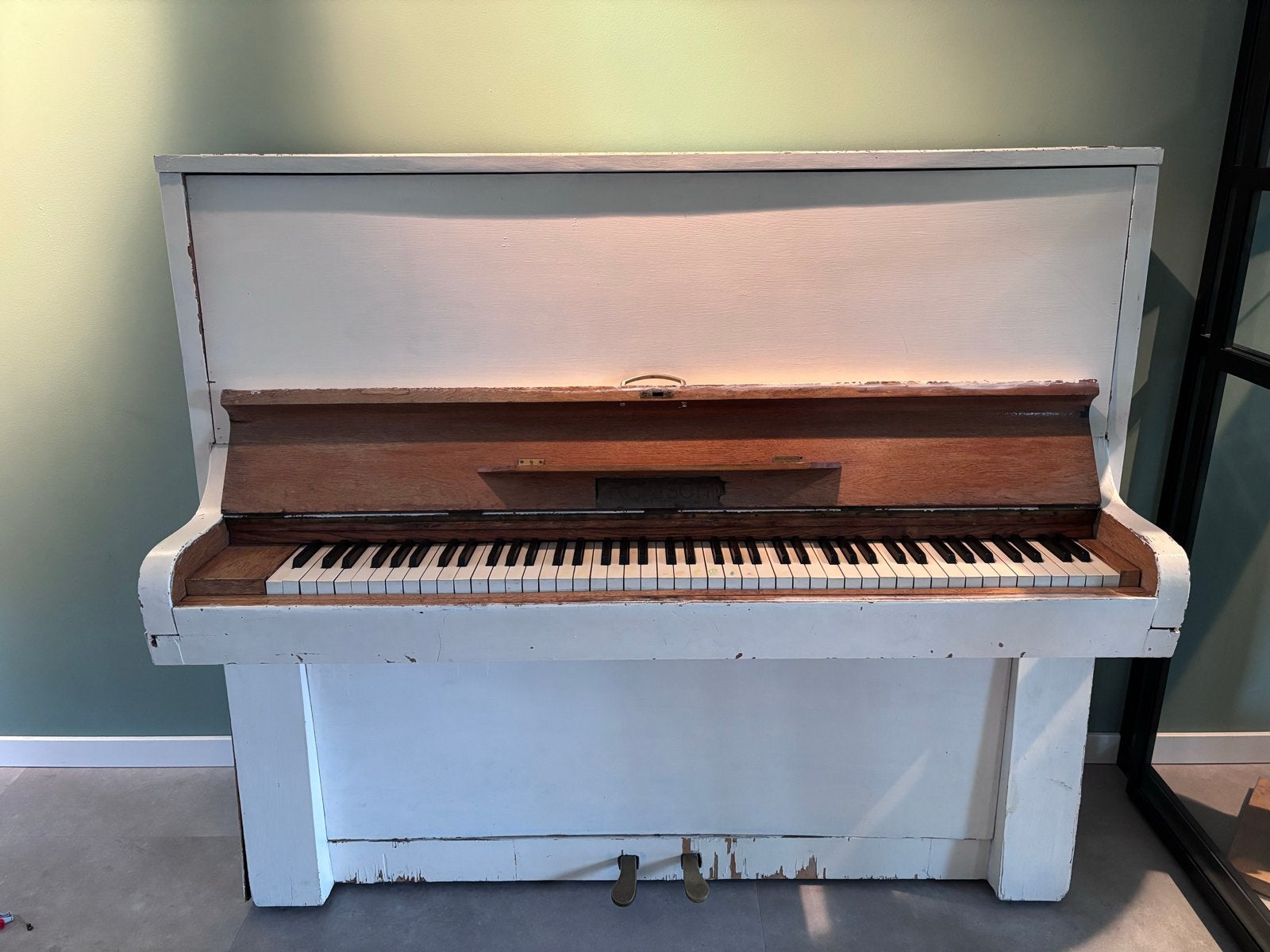 GRATIS Witte piano - Opknapper of decoratie, Ophalen of Verzenden, Gebruikt, Wit, Piano