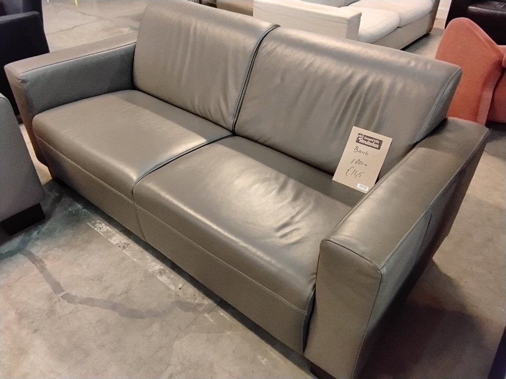 Bank, leer, 180 cm voor 145=. Mooi! Second Life Wolvega!, Huis en Inrichting, Banken | Bankstellen, Ophalen, Gebruikt, 150 tot 200 cm