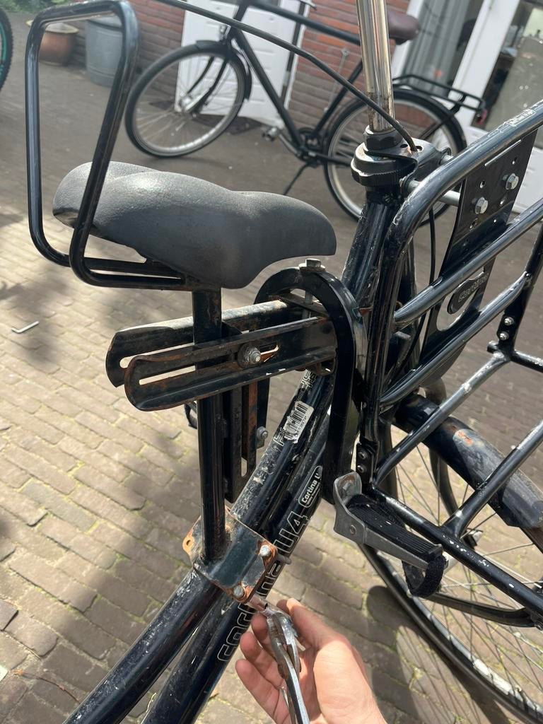 Fiets zitje voor op de buis. 2, Fietsen en Brommers, Fietsaccessoires | Fietsstoeltjes, Ophalen, Gebruikt, Voorzitje