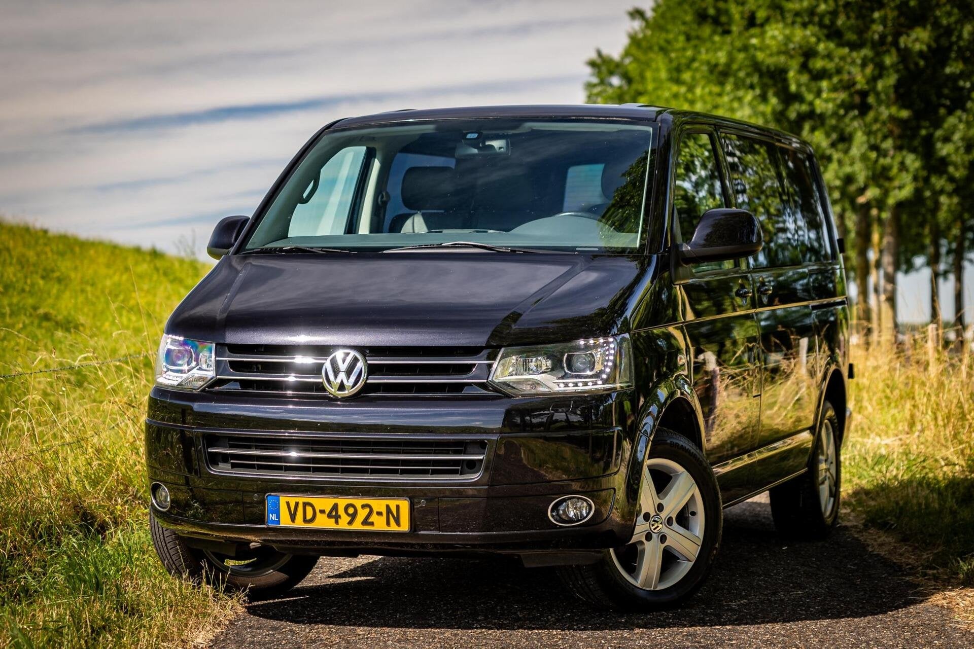Volkswagen Transporter 2.0 TDI BM L1H1 4Motion|Leer |Camera, Automaat, Euro 5, Gebruikt, 4 cilinders