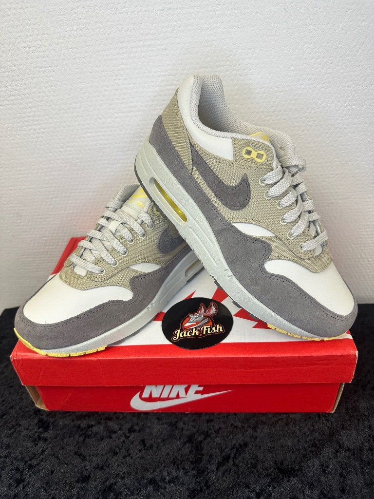 Nike air Max 1 Cave Stone - size 40, Overige kleuren, Nieuw, Ophalen of Verzenden, Sneakers of Gympen