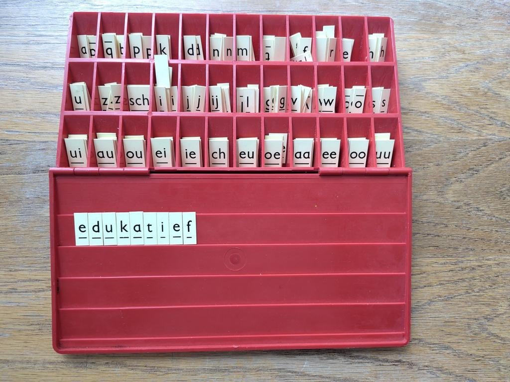 Ouderwets educatief speelgoed (letterdoos), Antiek en Kunst, Antiek | Speelgoed, Ophalen of Verzenden