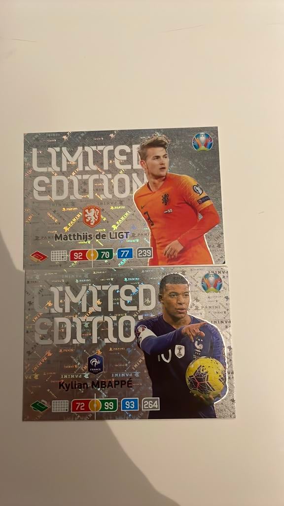 Limited edition Mbappe en De ligt panini euro 2020, Hobby en Vrije tijd, Stickers en Plaatjes, Ophalen of Verzenden, Zo goed als nieuw