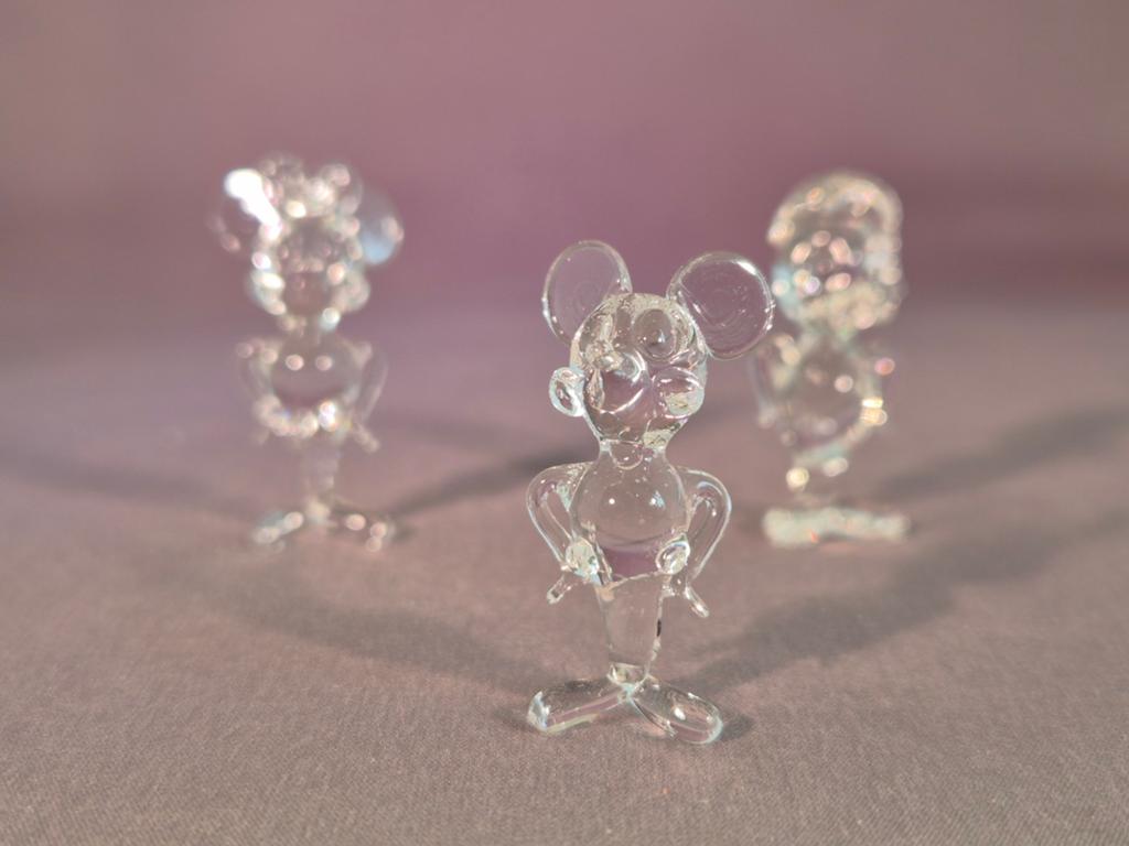 Disney Glazen Beeldjes: Mickey, Minnie en Donald Duck, Ophalen of Verzenden, Mickey Mouse, Zo goed als nieuw, Beeldje of Figuurtje