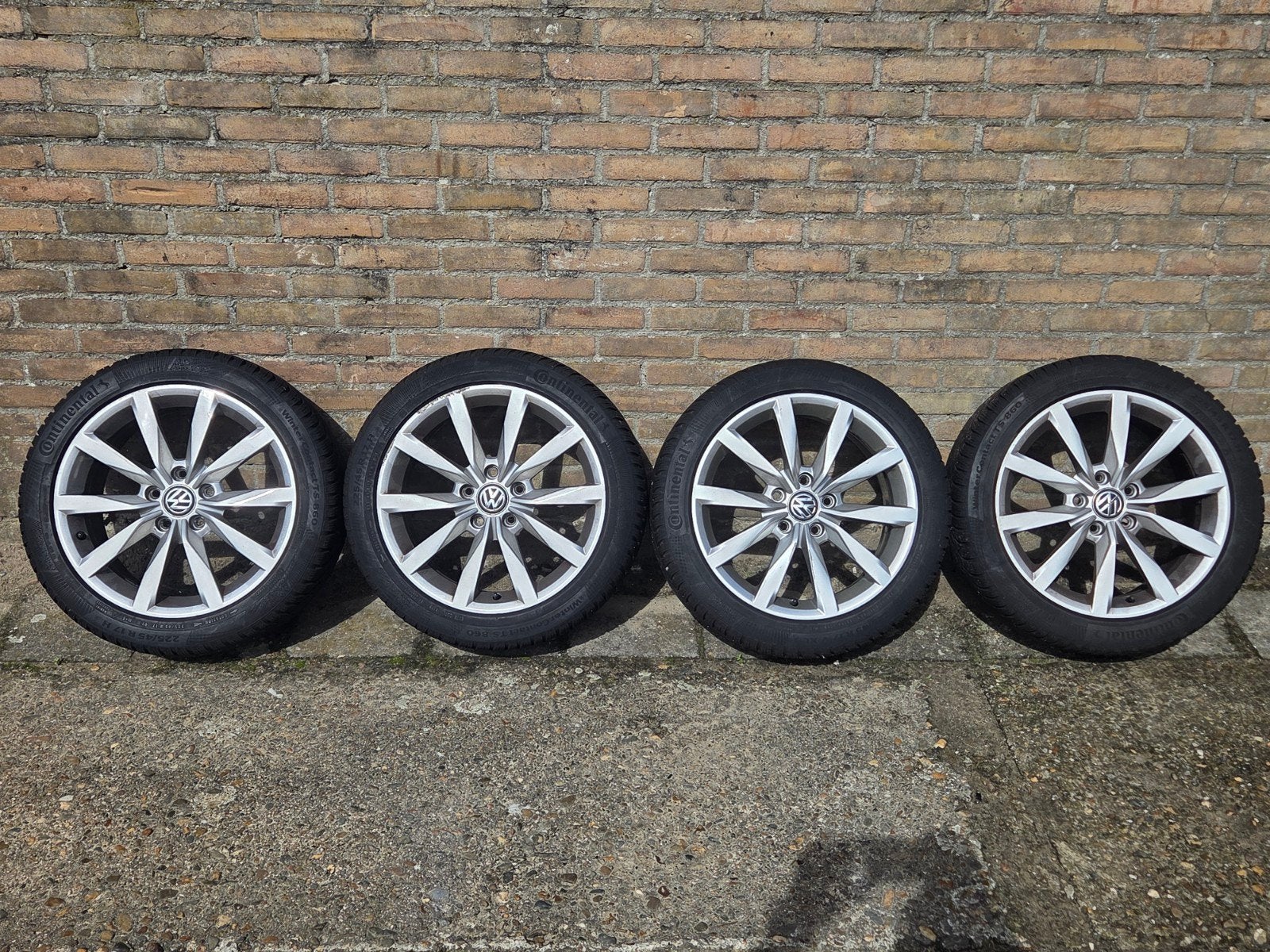 Meerdere sets te koop van Volkswagen Audi, Ophalen of Verzenden, Gebruikt, 17 inch, Banden en Velgen