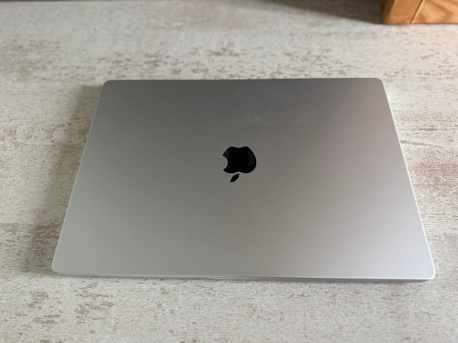 Foto 3 van MacBook Pro 16 inch M3 Pro - 36 GB - 512 GB