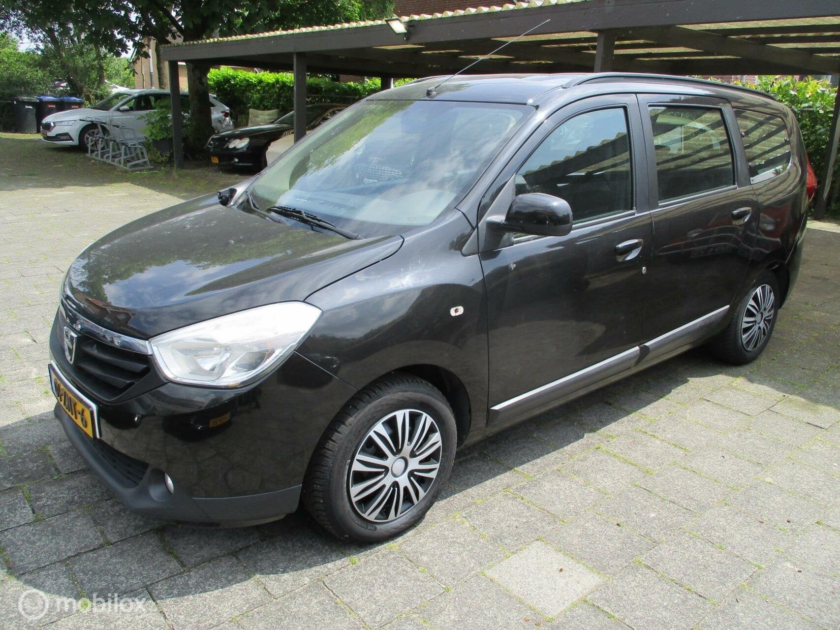 Dacia Lodgy 1.2 TCe Prestige 7p., Voorwielaandrijving, Euro 5, Stof, Gebruikt