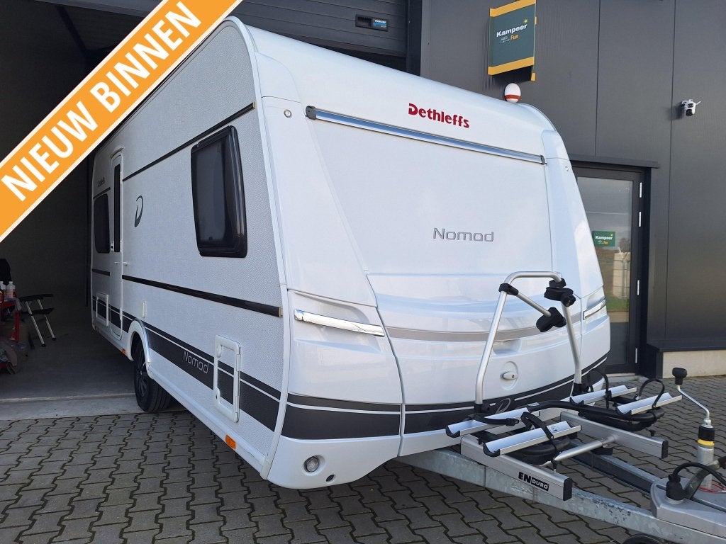 Dethleffs Nomad 470 FR Topper - incl Mover + Meer !!, Rondzit, Particulier, Dethleffs, 5 tot 6 meter