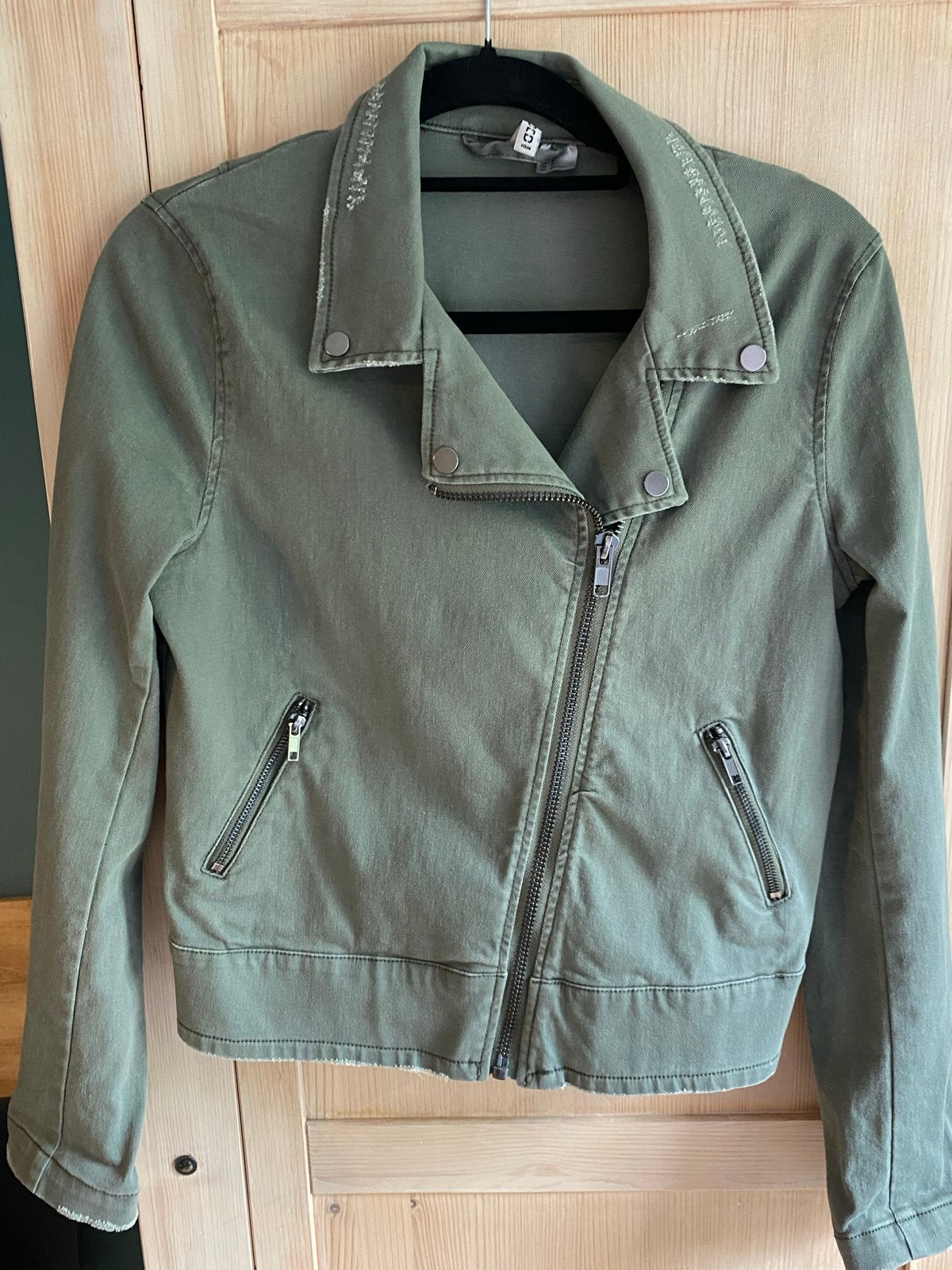 Groene bikerjack van Divided by H&M, maat 38, Ophalen of Verzenden, Zo goed als nieuw, Maat 38/40 (M), Groen