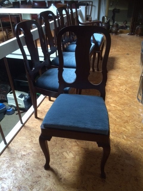 4 antieke stoelen + 1 met armleuningen = 5, Ophalen