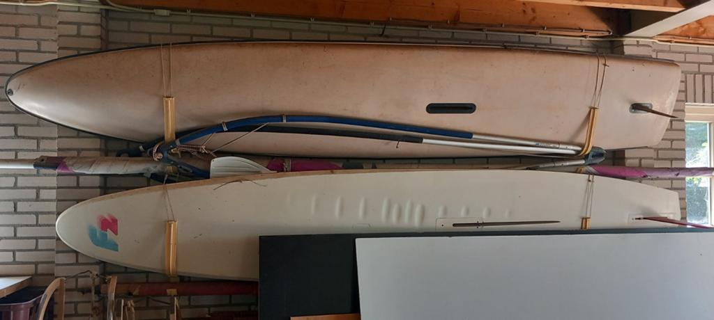 2 complete vintage surfplanken - F2 en onbekend merk, Ophalen, Gebruikt, Met zeil(en), F2