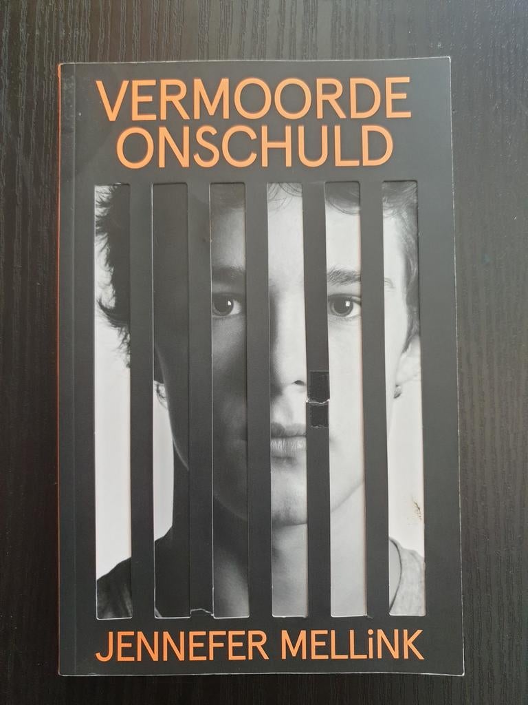 Vermoorde Onschuld - Jennefer Mellink (Jeugdboek), Boeken, Overige Boeken, Gelezen, Ophalen of Verzenden