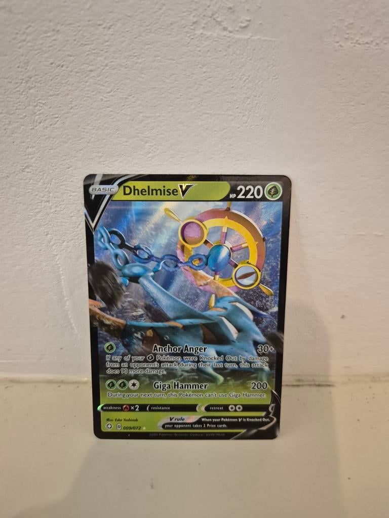 Dhelmise V Pokémon Kaart - Zo goed als nieuw, Ophalen of Verzenden, Zo goed als nieuw, Losse kaart