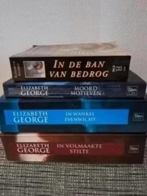 Elizabeth George - AANBIEDING 4 TITELS, Ophalen of Verzenden, Zo goed als nieuw
