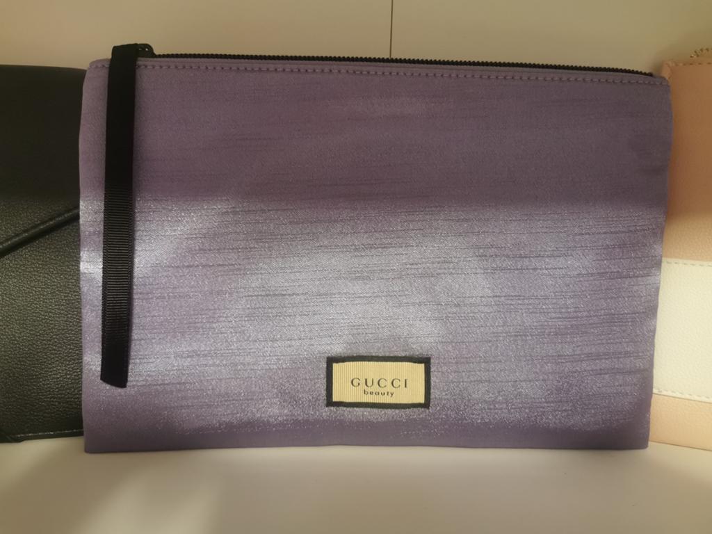Gucci Beauty Make-up Tasje - Paars, Ophalen of Verzenden, Zo goed als nieuw, Paars, Softcase