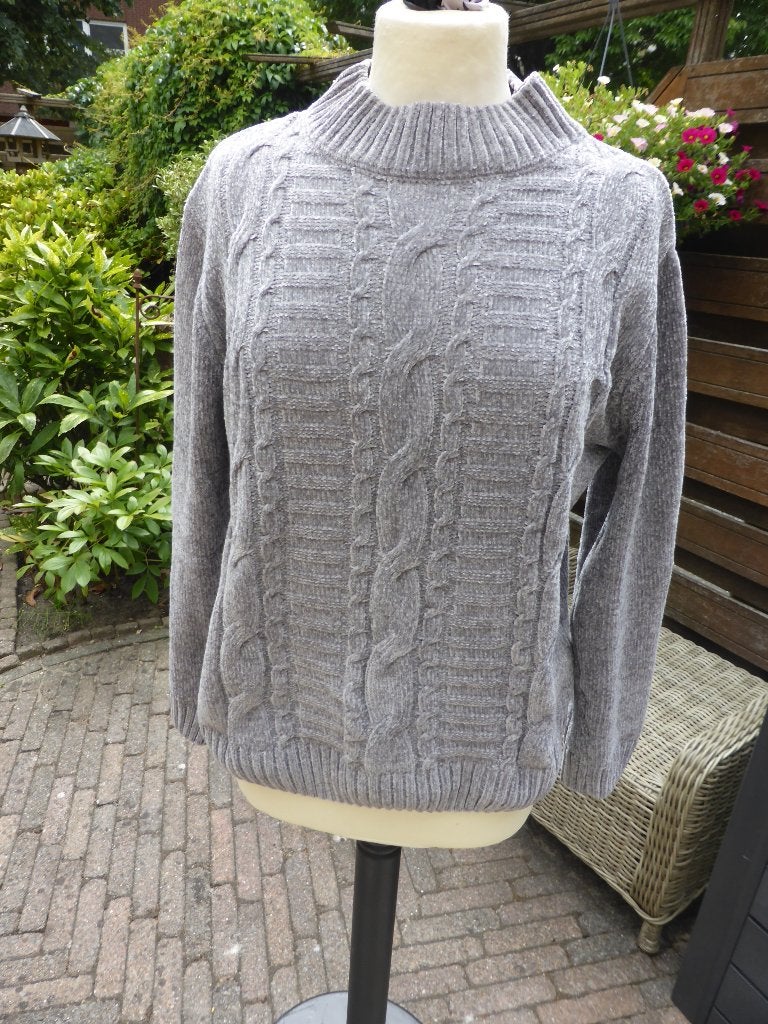 Grijze kabeltrui superzacht polyester, Ophalen of Verzenden, Zo goed als nieuw, Maat 38/40 (M), Grijs