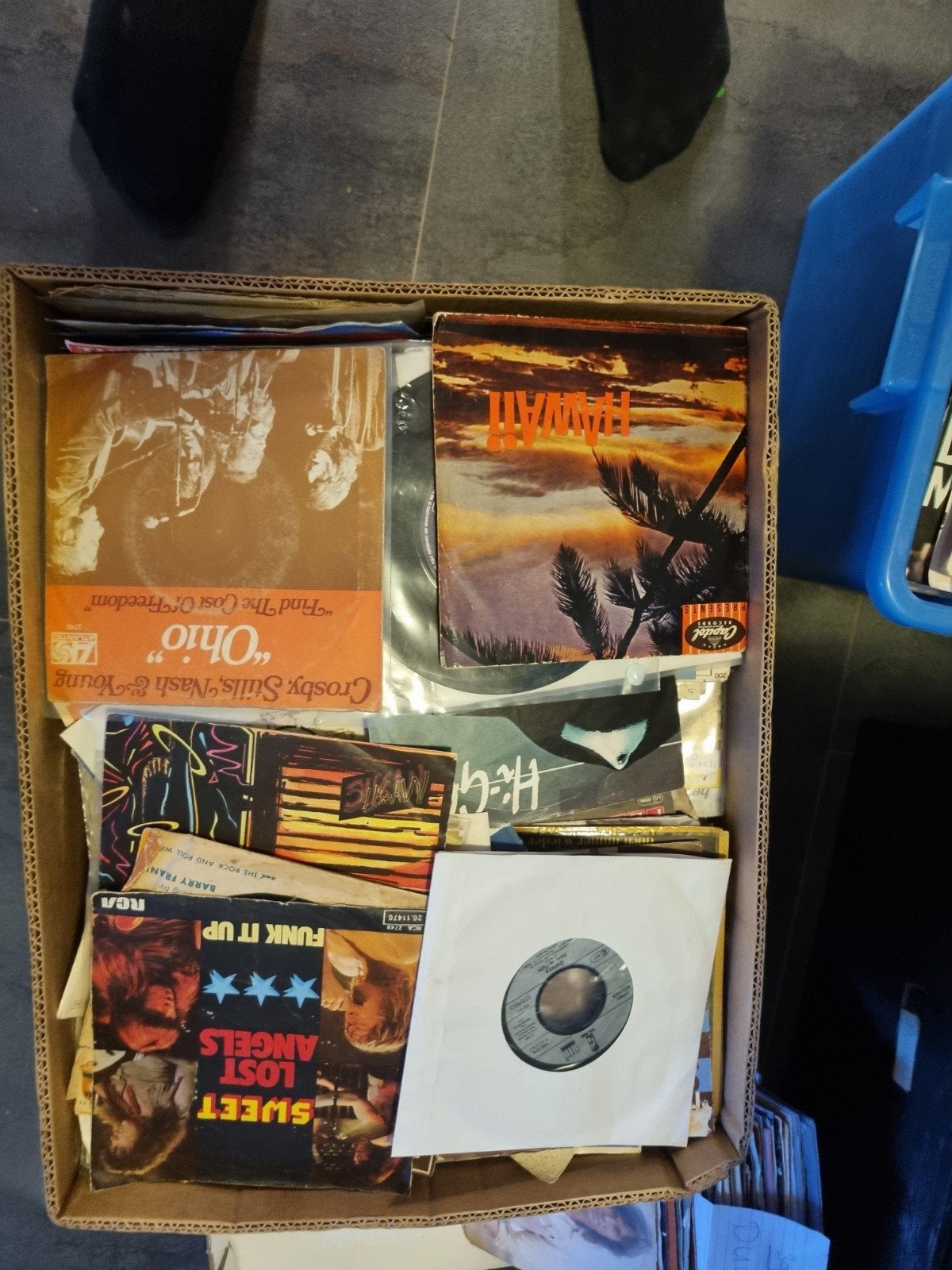 Krat vinyl singles  voor krat bier, Alle leeftijden, Ophalen, Gebruikt