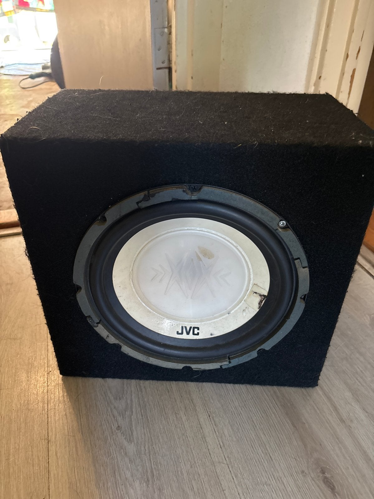 JVC Subwoofer - Krachtige Bass voor Auto of Thuis, Audio, Tv en Foto, Luidsprekers, Gebruikt, Subwoofer, JVC, Geschikt voor surround/home cinema