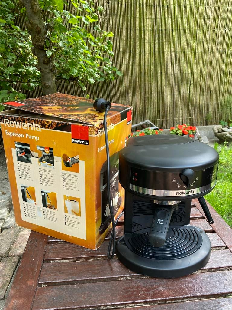 Rowenta Espresso Pump - Zo goed als nieuw, nooit gebruikt, Witgoed en Apparatuur, Koffiezetapparaten, Ophalen, Espresso apparaat