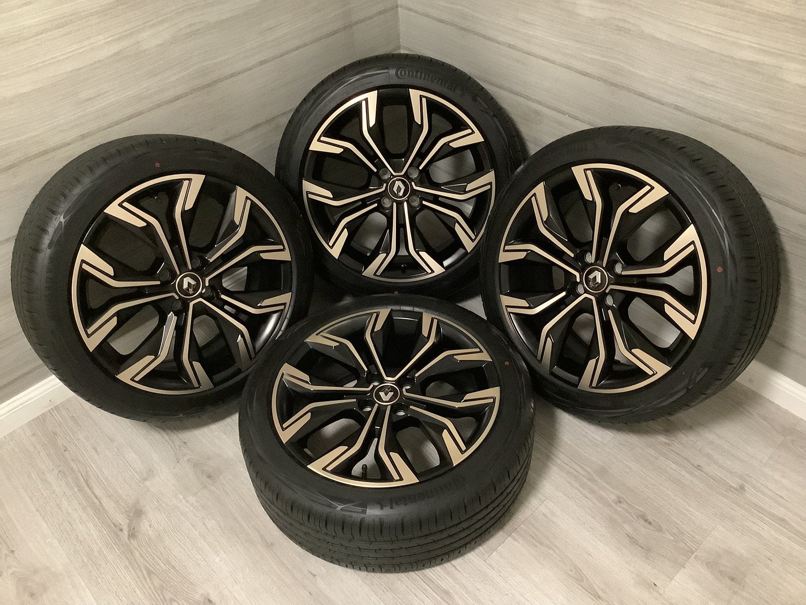 Renault CLIO origineel velgen zomerbanden 17 inch, Auto-onderdelen, Banden en Velgen, Nieuw, 17 inch, Personenwagen