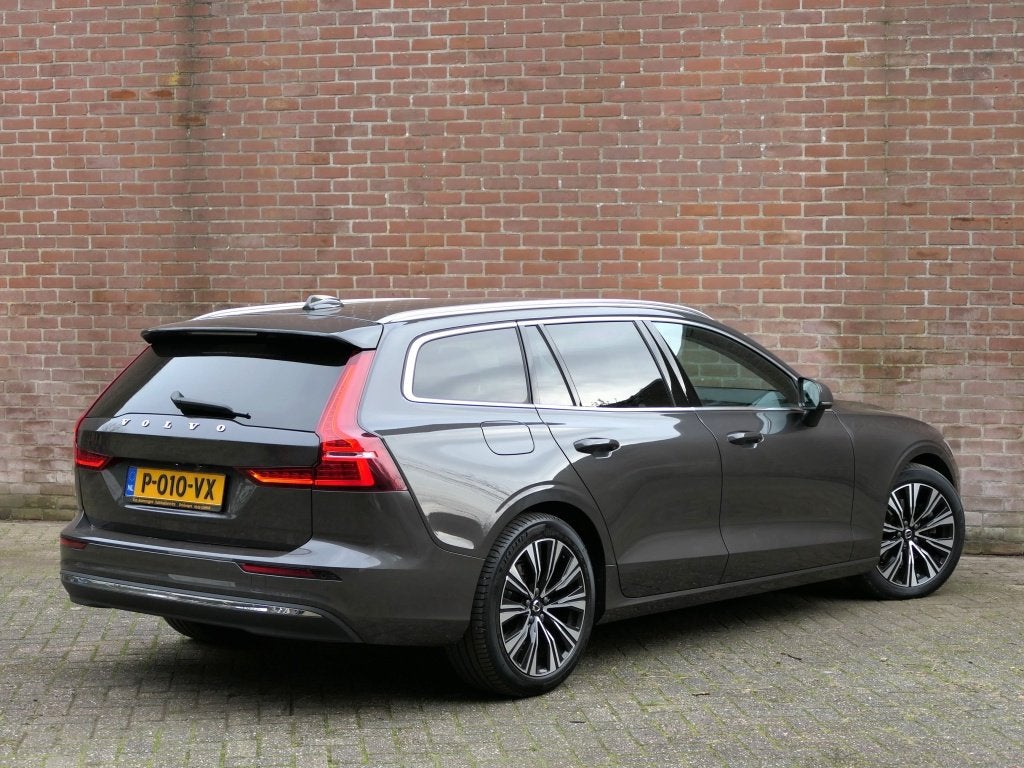 Volvo V60 2.0 B3 Plus Bright 12 MND garantie / Facelift / Go, Auto's, Euro 6, 4 cilinders, 1969 cc, 1634 kg