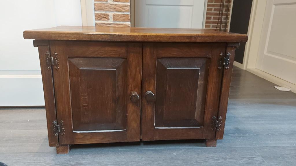 eiken kastje, Antiek en Kunst, Antiek | Meubels | Kasten, Ophalen