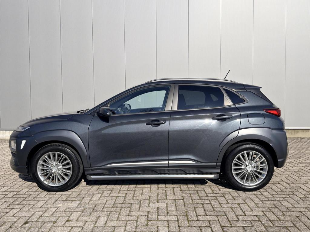 Hyundai Kona 1.0T Fashion Carplay|Trekhaak|Dealer OH|Cruise|, Voorwielaandrijving, Parkeersensor, Gebruikt, Euro 6