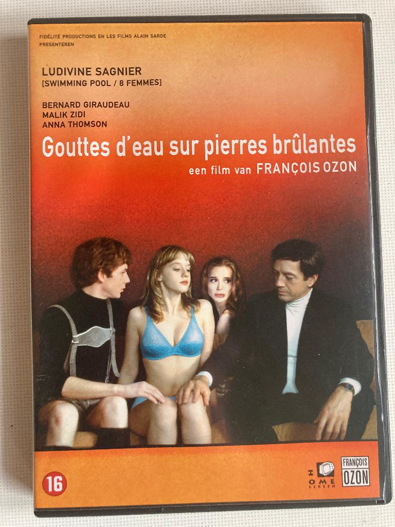 Gouttes d’eau sur pierres brûlantes, Cd's en Dvd's, Vanaf 16 jaar, Ophalen of Verzenden, Zo goed als nieuw, Frankrijk