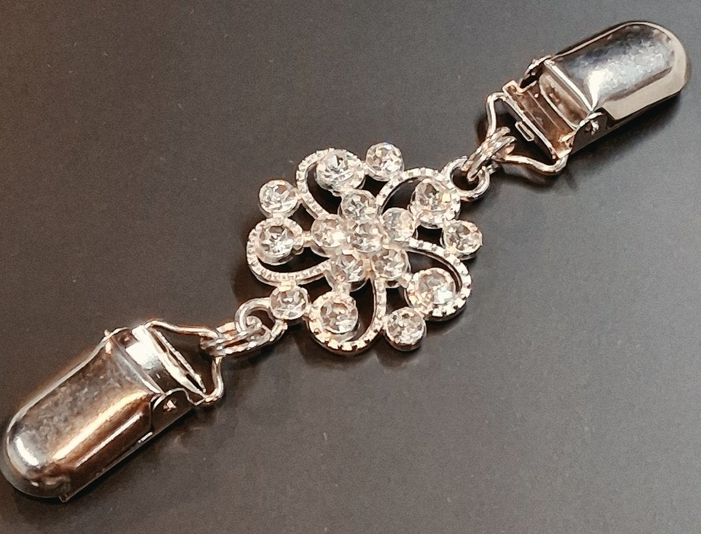 Cardigan-vest-sjaal Clip bloem strass, Overige materialen, Nieuw, Ophalen of Verzenden, Zilver