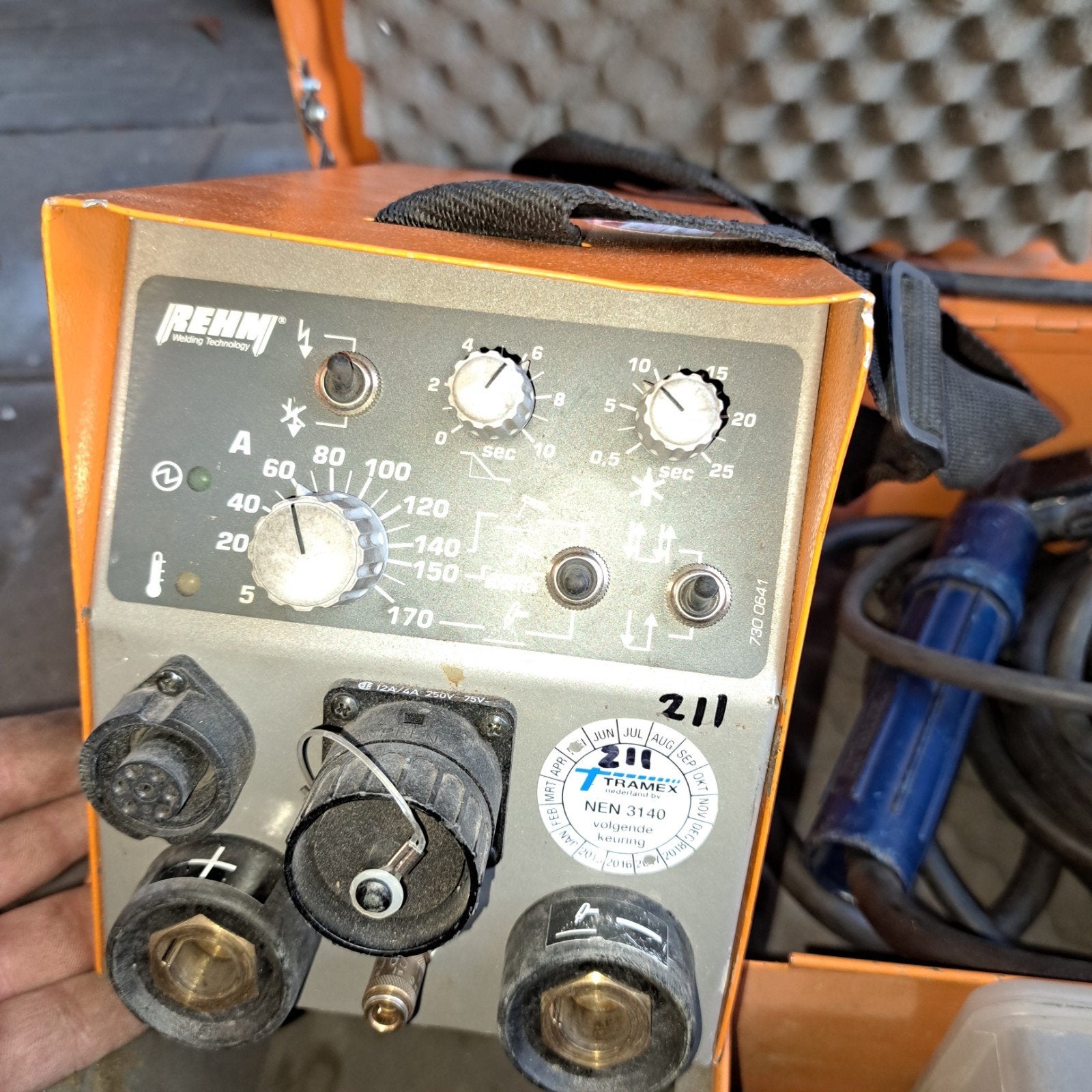 Rehm Tiger 170 Inverter Lasapparaat met toebehoren, Doe-het-zelf en Verbouw, Ophalen, Gebruikt, 150 tot 250 ampère, Inverter