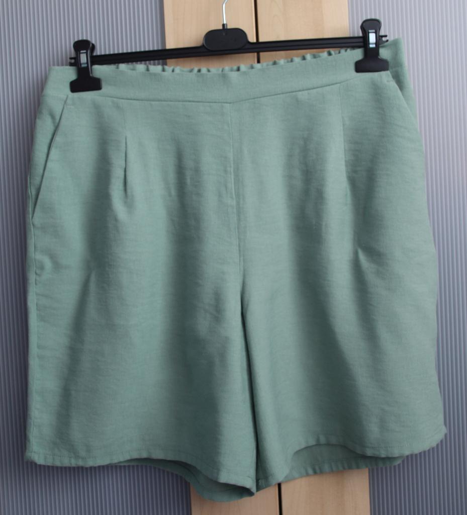 Shorts van LC Waikiki, Kort, Maat 42/44 (L), Nieuw, Ophalen of Verzenden