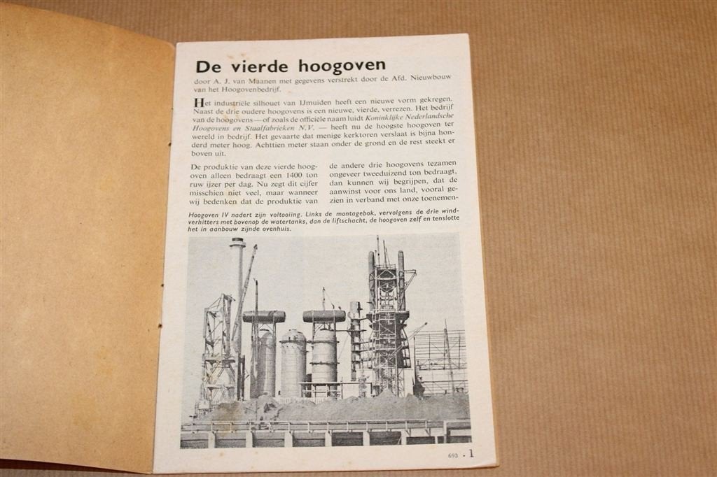 De 4e Hoogoven — IJmuiden Staalindustrie Vintage Boekje 1958, Ophalen of Verzenden, Gelezen, Management