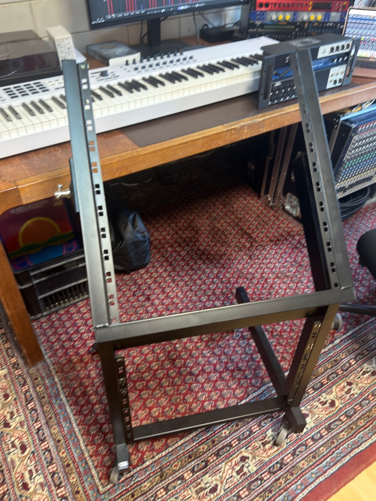 Verrijdbaar 19 inch rack voor studio, Ophalen, Zo goed als nieuw